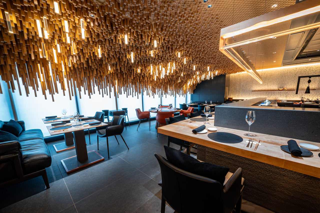 ESPRIT C. KEI GINZA　- フランス料理の域を超え、心を満たす“美食の研究所” -